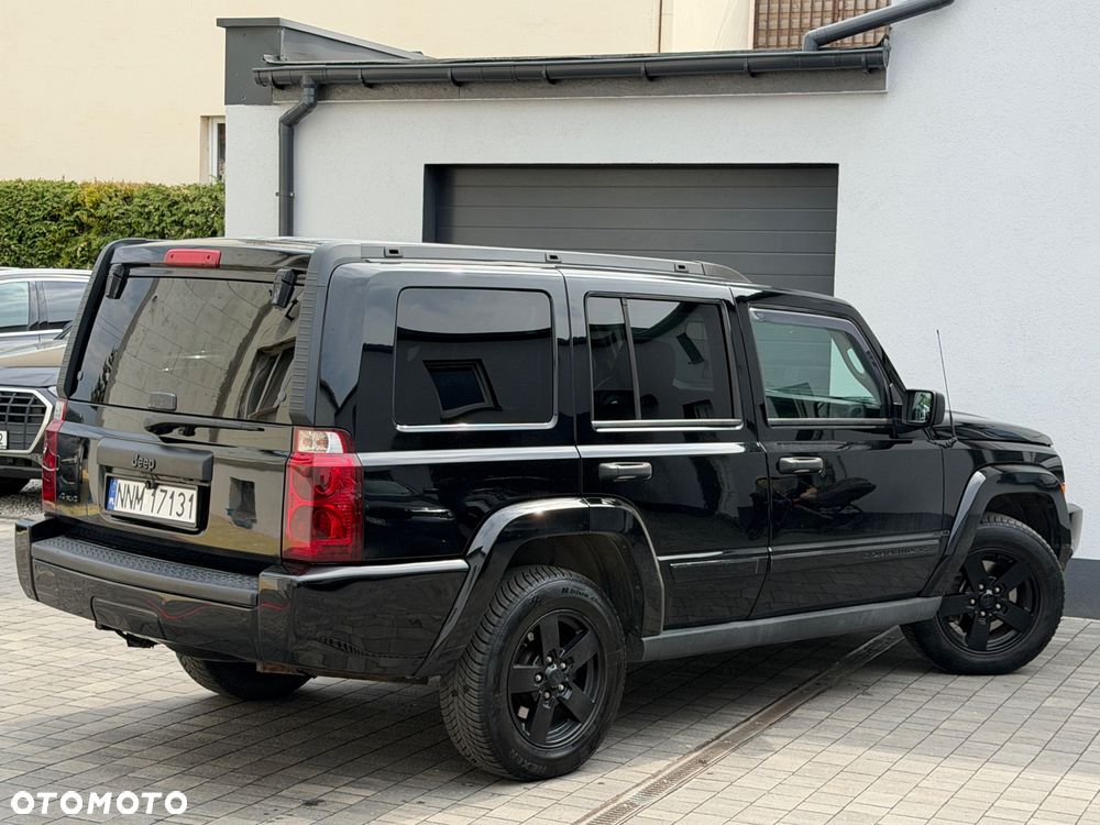 Jeep Commander - 26