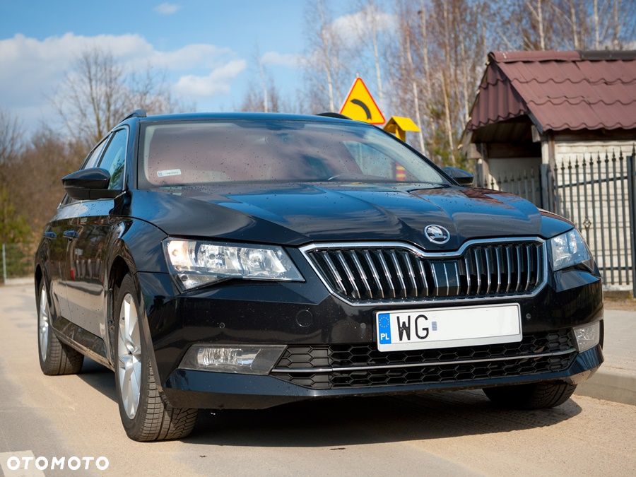 Skoda Superb 1.6 TDI Ambition - 4