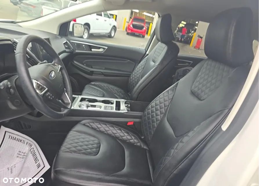 Ford Edge - 7