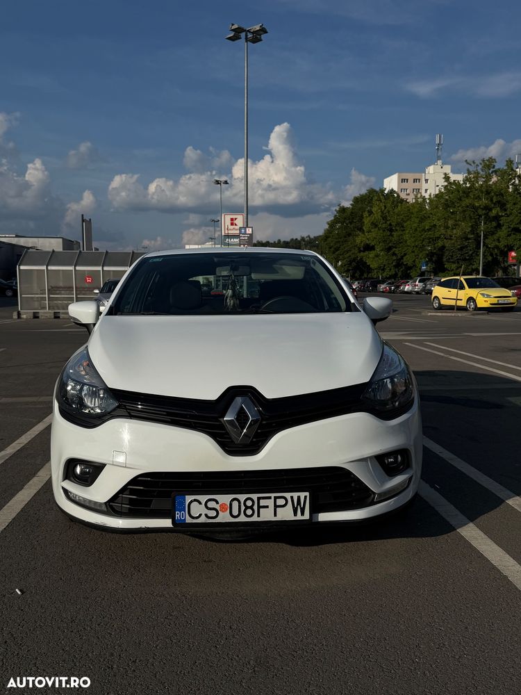 Renault Clio - 2