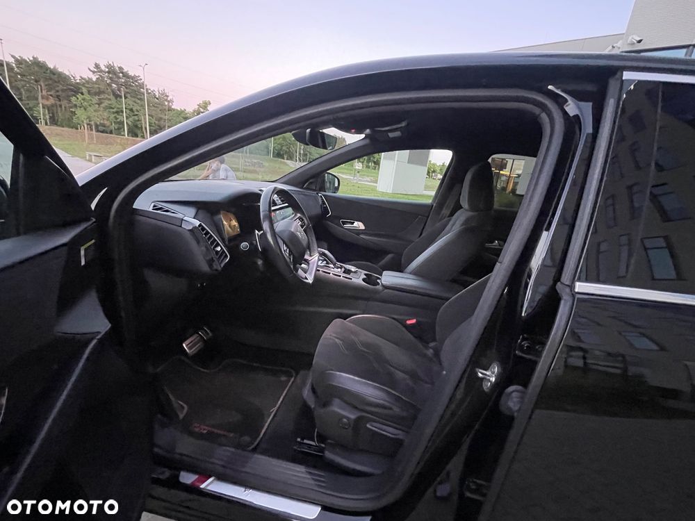 DS Automobiles DS 7 - 12