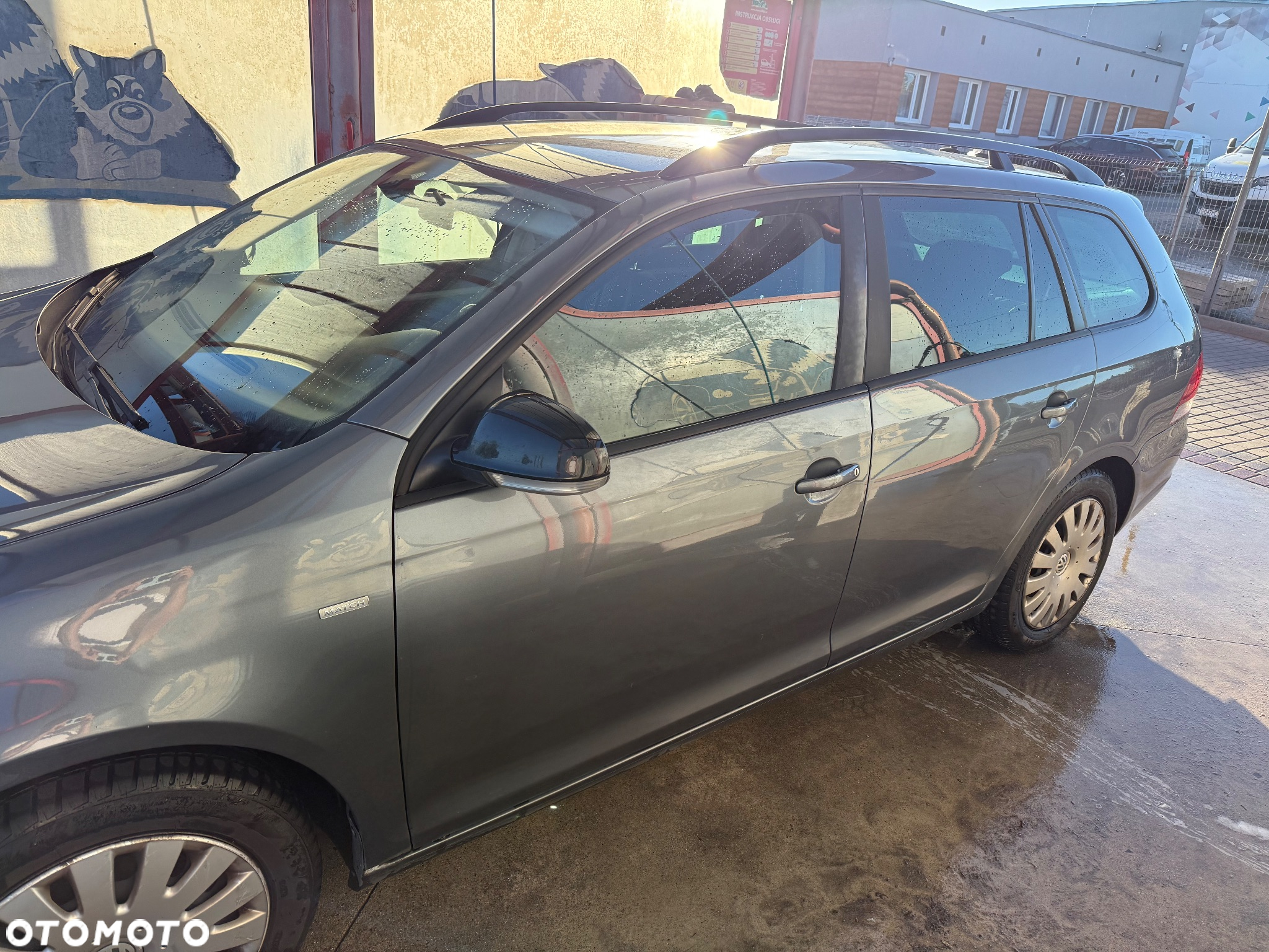 Volkswagen Golf - 11
