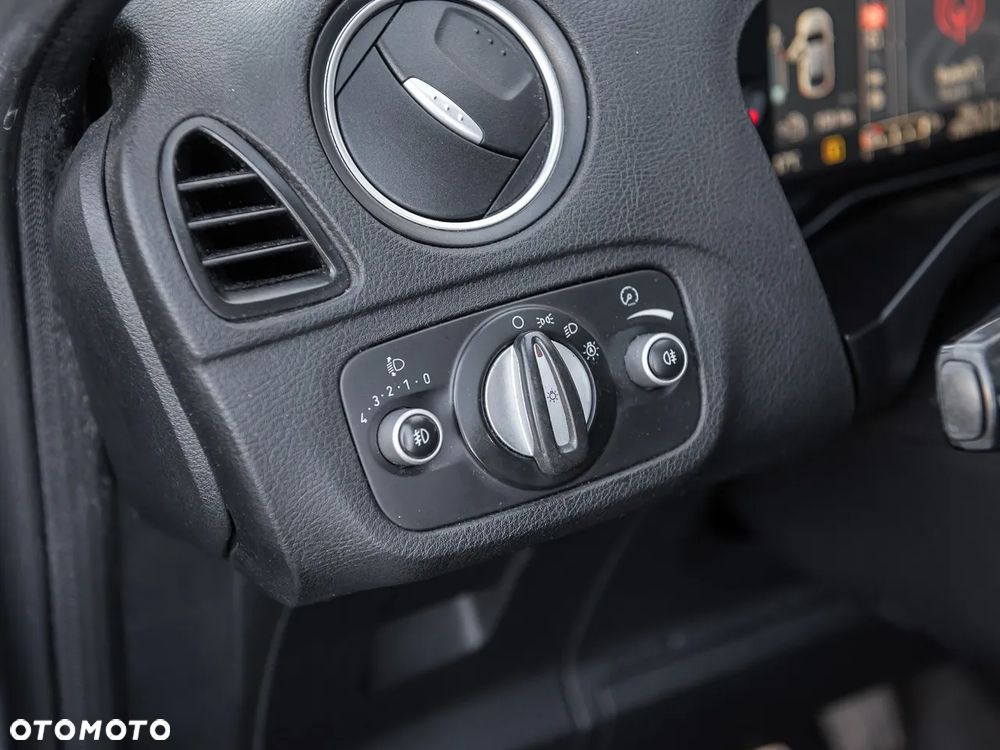 Ford S-Max - 17