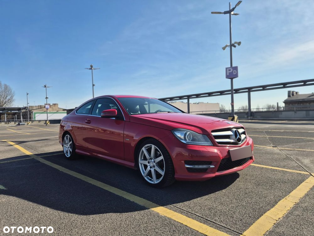 Mercedes-Benz Klasa C 180 CGI BlueEff - 10