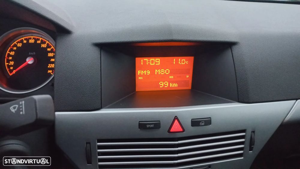 Opel Astra GTC 1.7 CDTi - 7