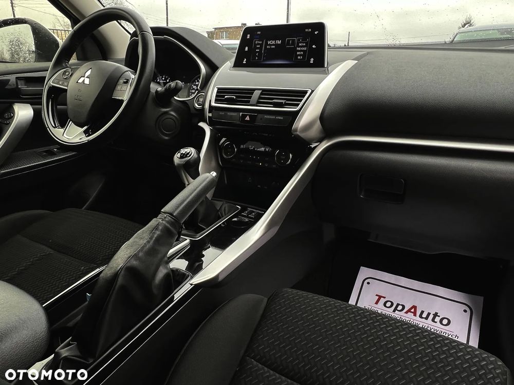 Mitsubishi Eclipse Cross 1.5 T GPF Invite Plus - 18