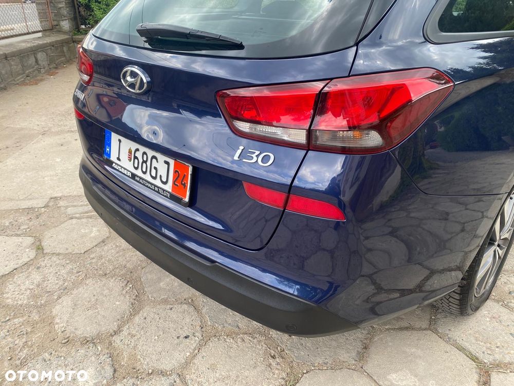 Hyundai i30 1.0 T-GDI Premiere Comfort - 28
