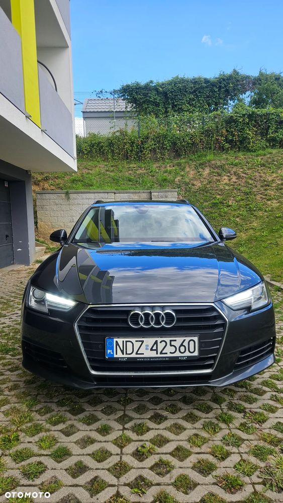 Audi A4 Avant 2.0 TDI design - 2