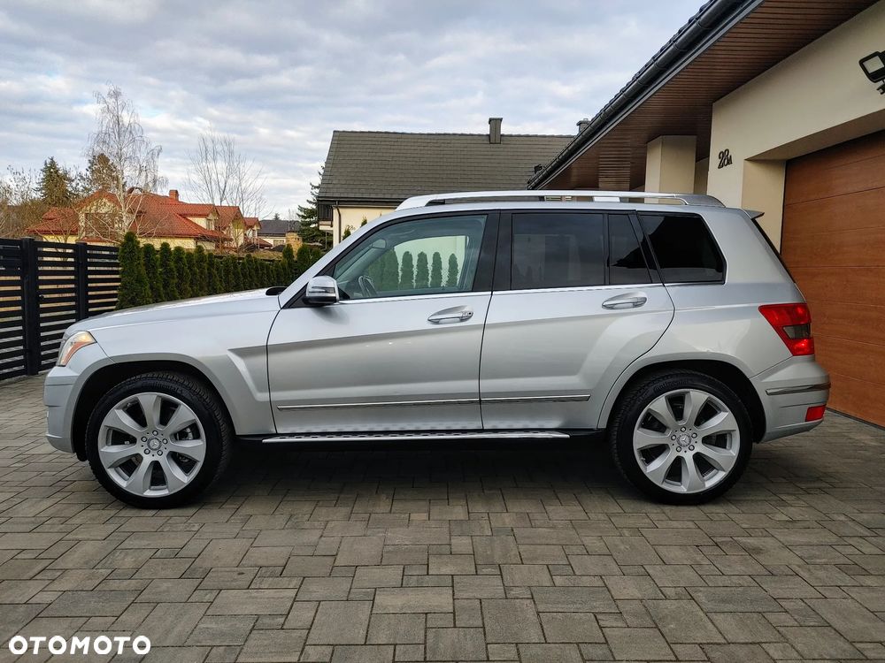 Mercedes-Benz GLK 350 4Matic 7G-TRONIC - 24
