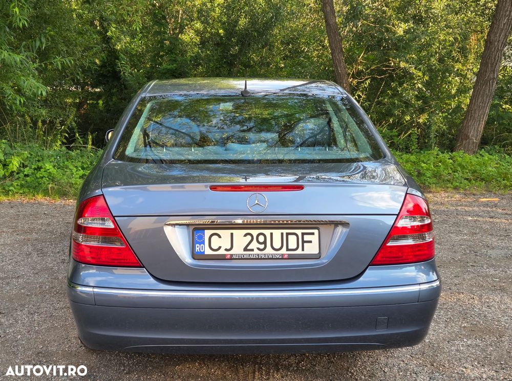 Mercedes-Benz E - 28