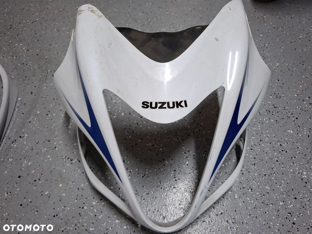 Suzuki GSXR 1300 Hayabusa owiewka wlot czacha czasza - 2