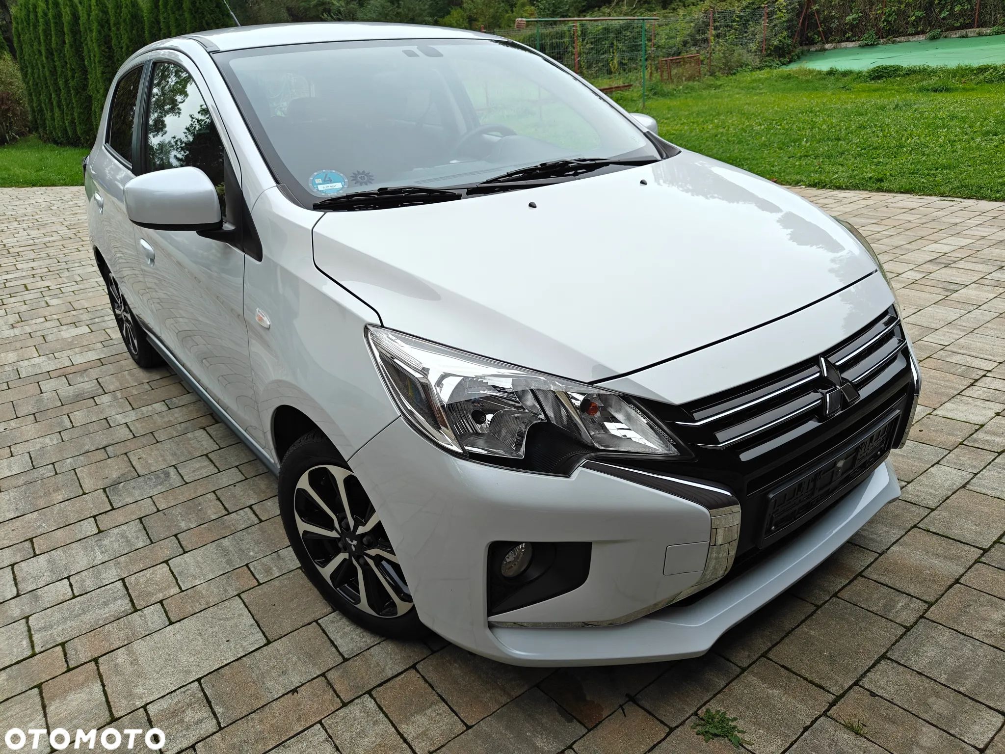 Mitsubishi Space Star AS&G 1.2 CVT Top - 1