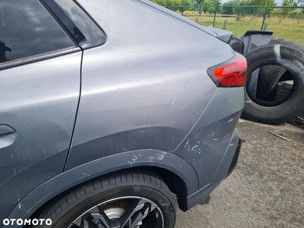 BMW iX2 eDrive20 66.5kWh M Sport - 15