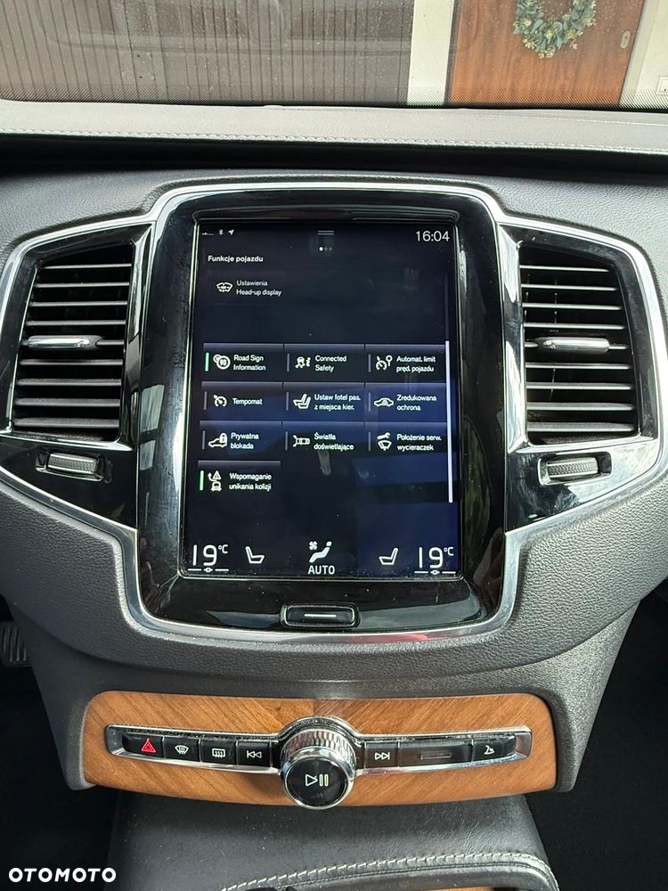 Volvo XC 90 D5 AWD Inscription 7os - 19