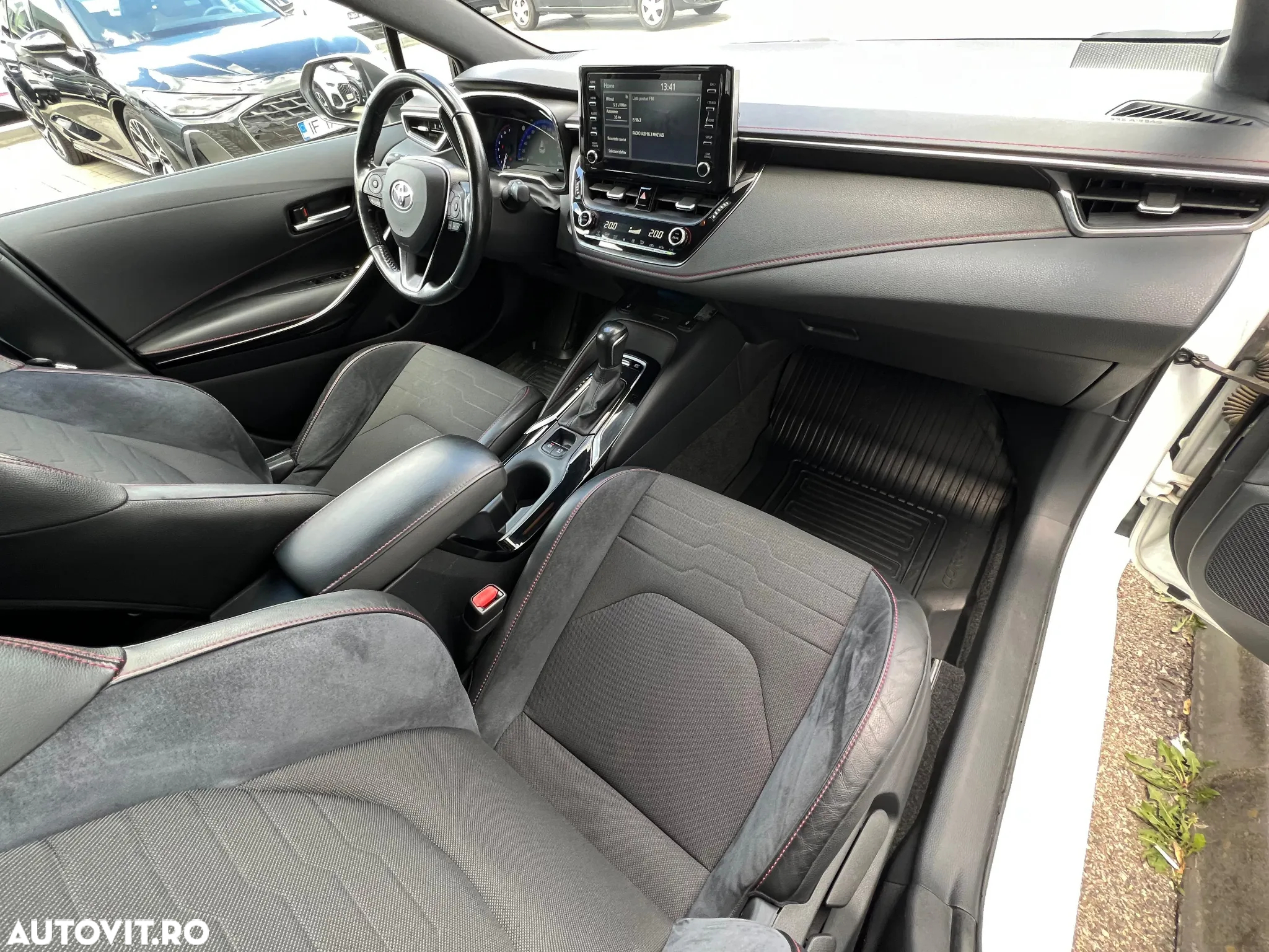 Toyota Corolla 1.8 HSD TS Exclusive Plus tapiterie Gri - 15