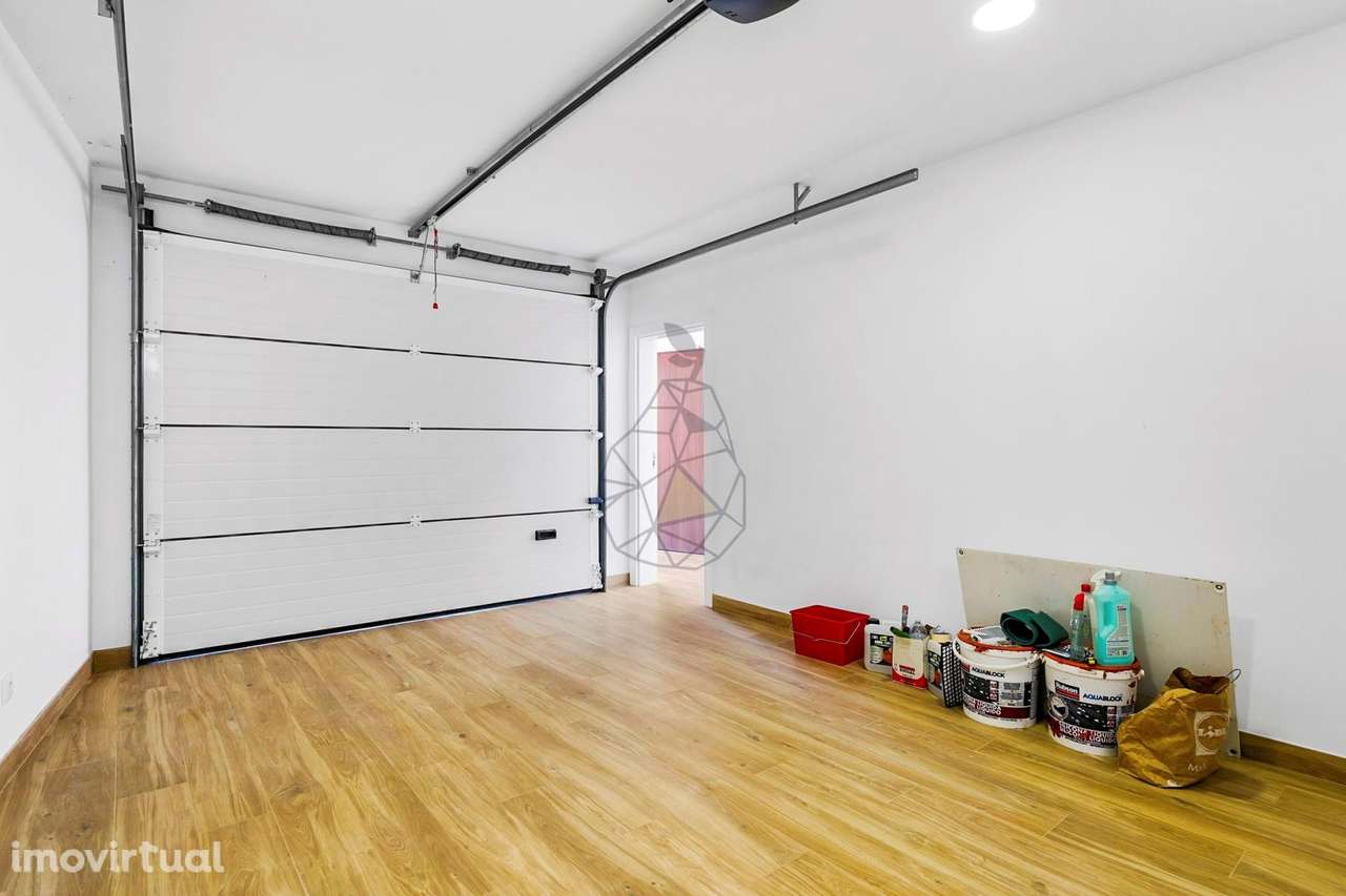 Moradia de luxo independente arquitetura moderna T3+1 em Mexilhoeira G - Grande imagem: 5/60