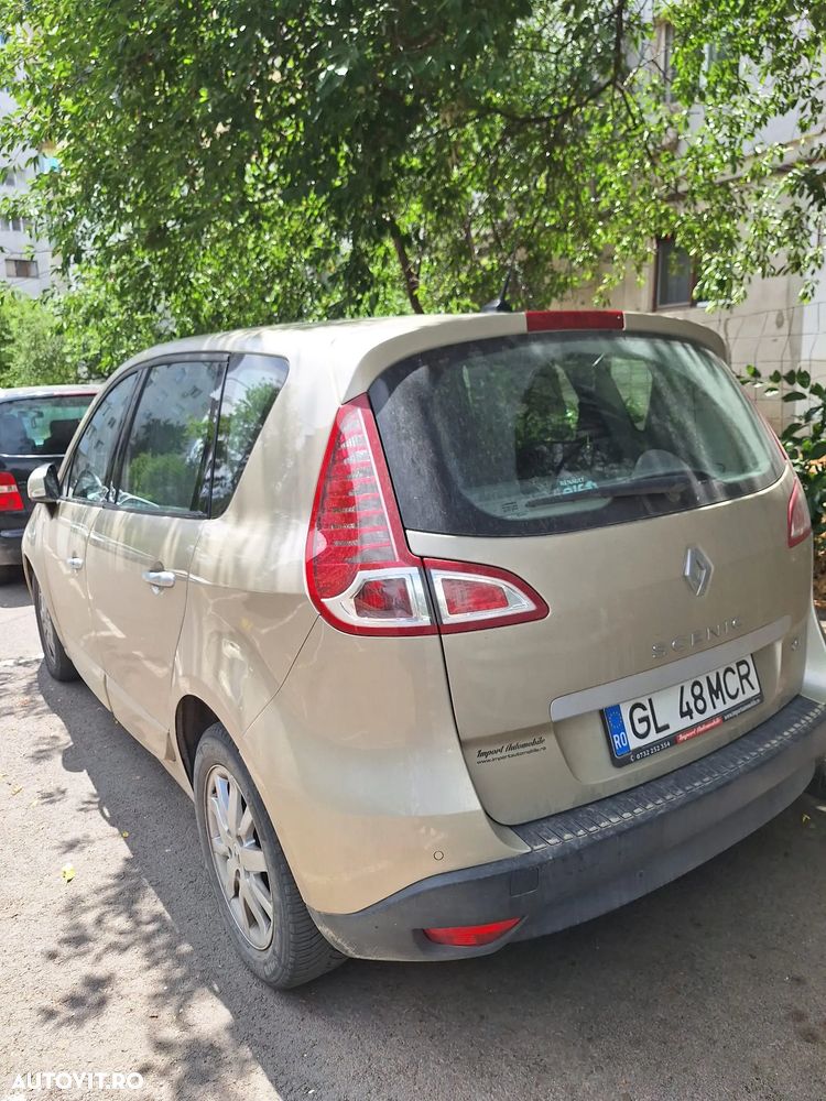 Renault Scenic 1.9dCi Privilege - 2