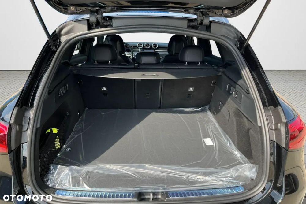 Mercedes-Benz GLC 200 4Matic 9G-TRONIC Edition Avantgarde - 22