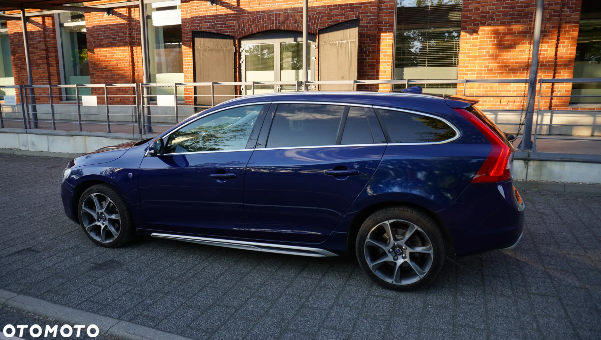 Volvo V60 D4 Drive-E Ocean Race - 4