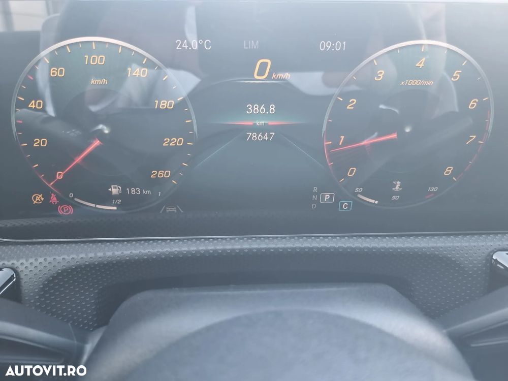 Mercedes-Benz CLA 180 - 11