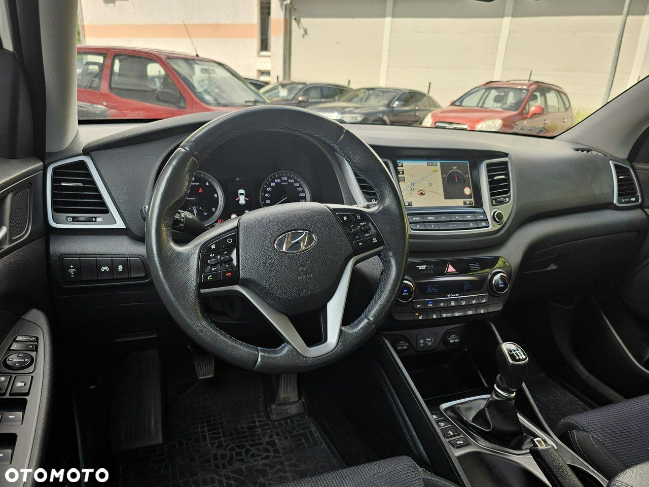 Hyundai Tucson 2.0 CRDI BlueDrive Comfort 2WD - 25