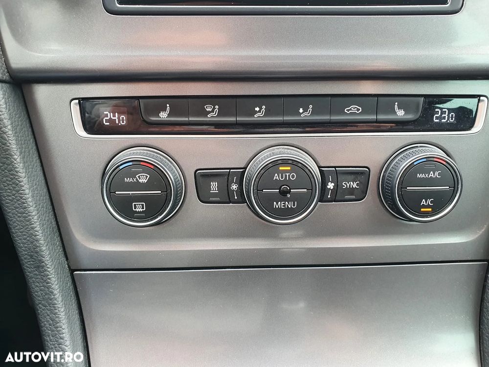 Volkswagen Golf 1.4 TSI BlueMotion Technology Lounge - 20