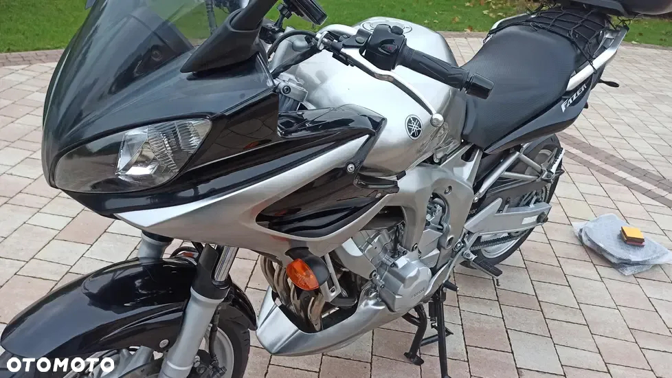 Yamaha FZ6 - 14