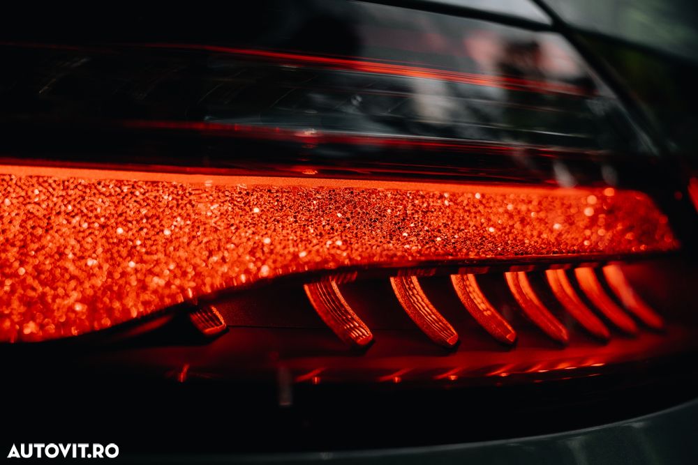 Mercedes-Benz E 220 d 4MATIC - 10