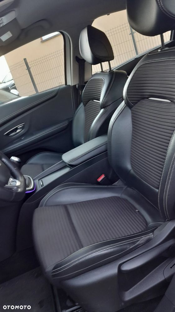 Renault Scenic - 16