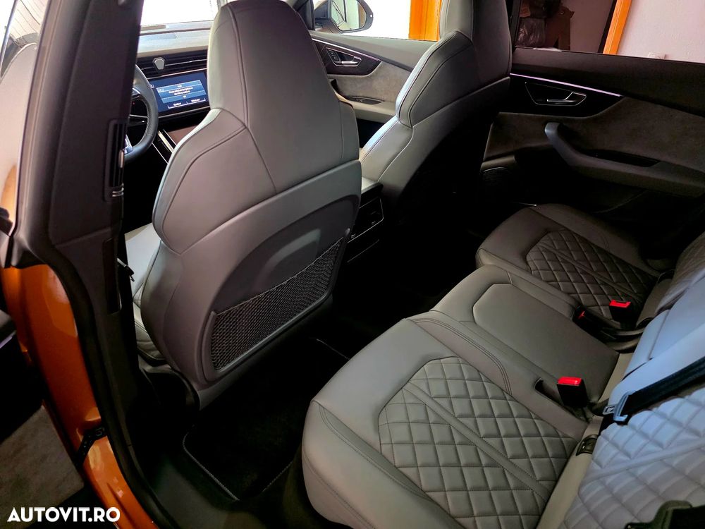 Audi Q8 3.0 55 TFSI quattro Tiptronic MHEV - 18