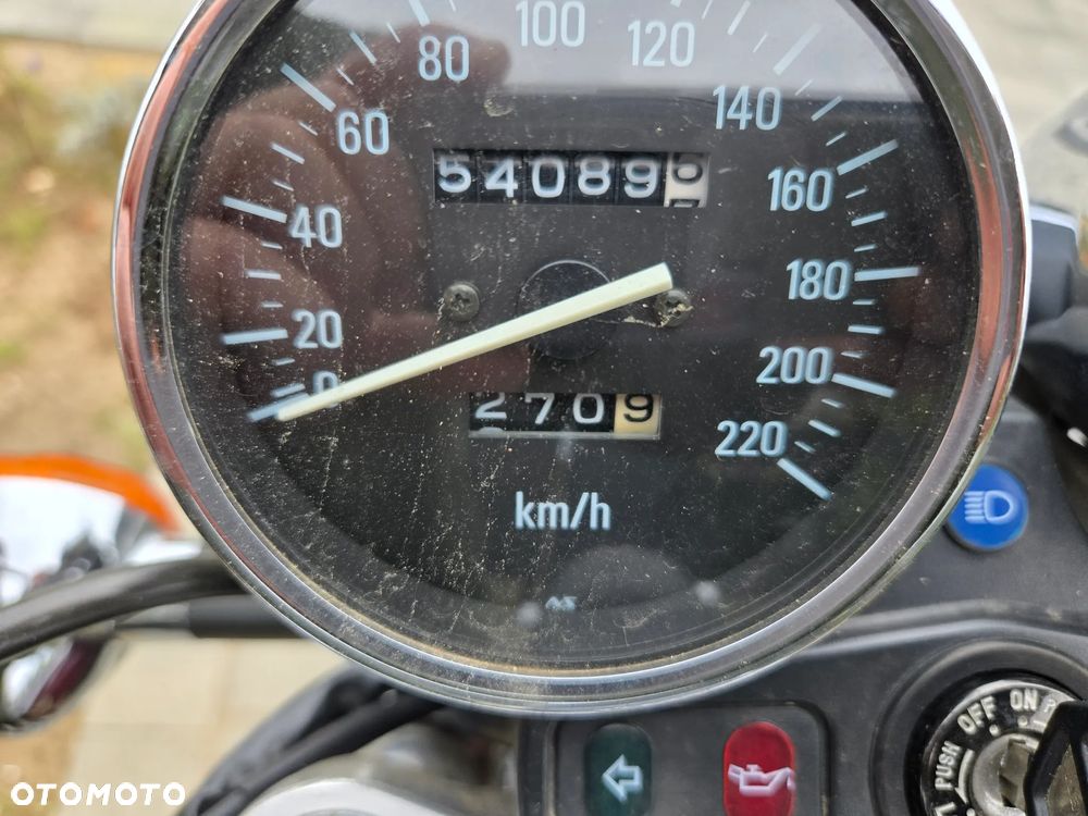 Kawasaki Zephyr - 33