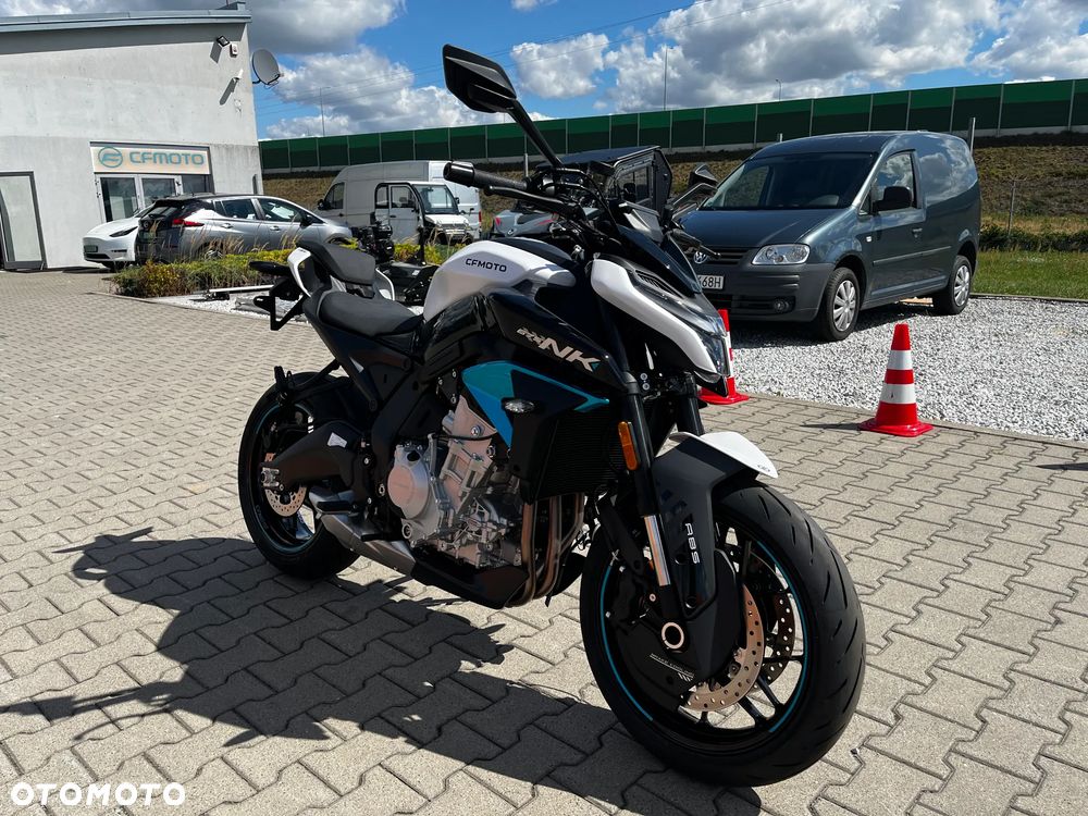 CFMoto 675NK - 9