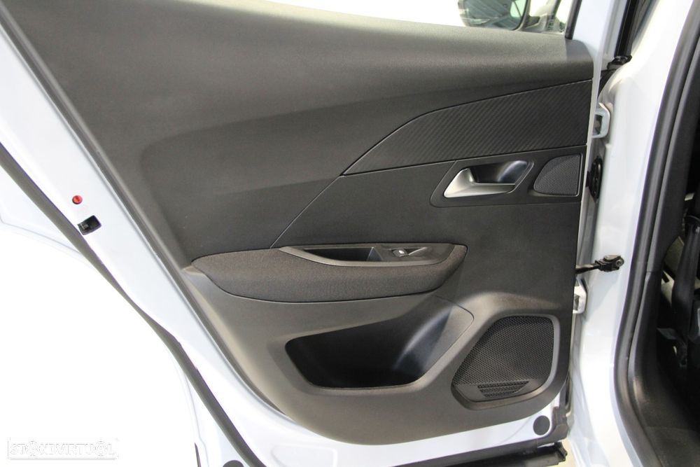 Peugeot 2008 1.2 PureTech Active Pack - 24