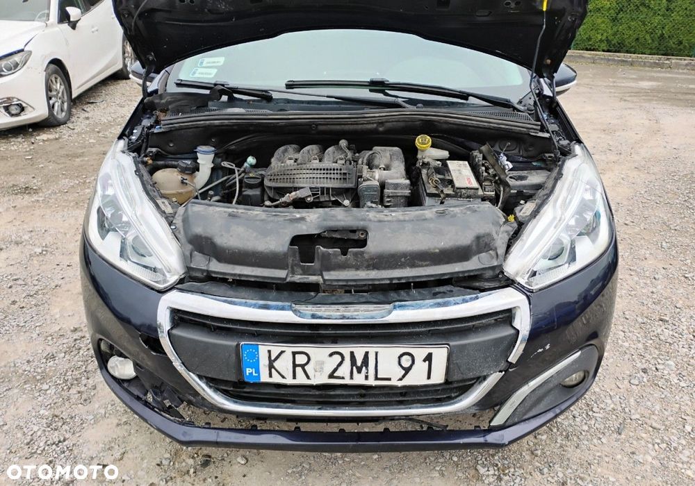 Peugeot 208 - 6
