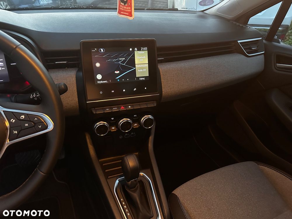 Renault Clio 1.6 E-TECH Full Hybrid 145 Techno - 24