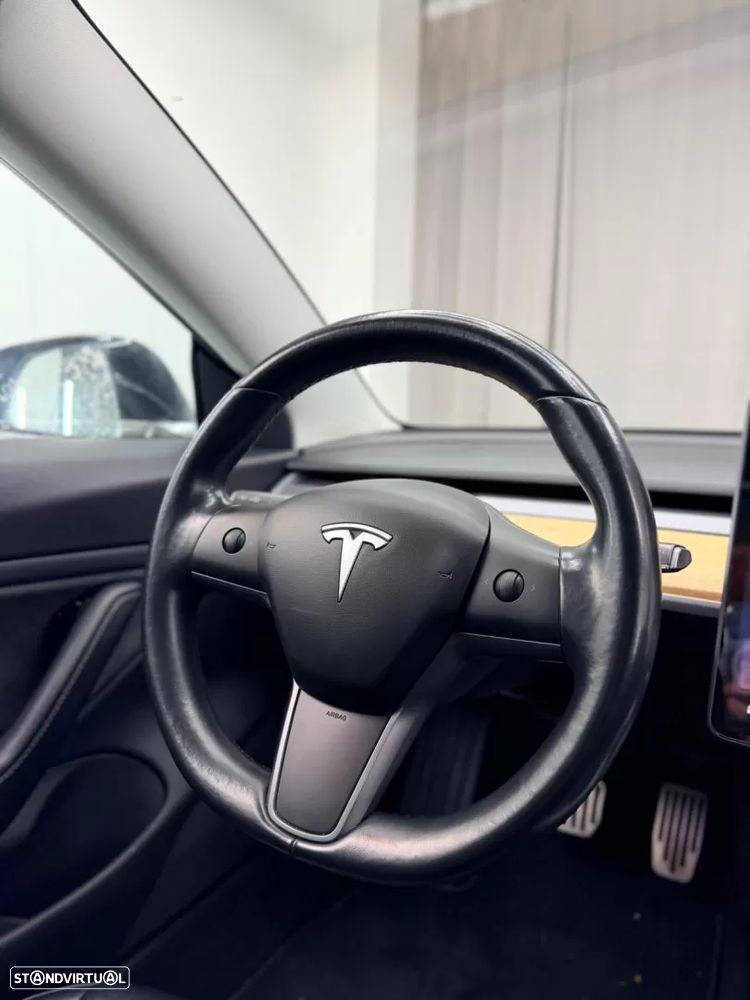 Tesla Model 3 Long-Range Dual Motor AWD - 15