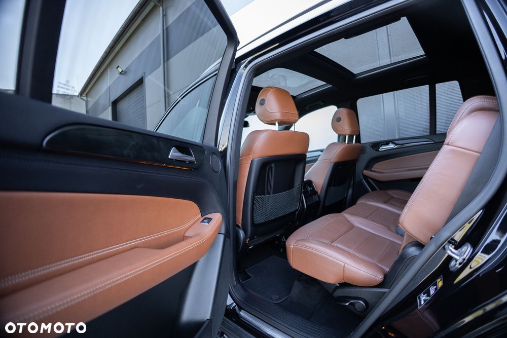 Mercedes-Benz GLS 350 d 4-Matic - 22