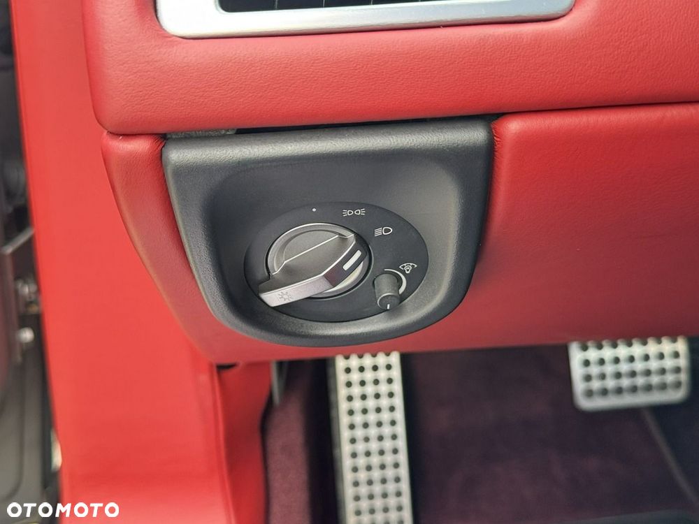 Aston Martin DB9 Touchtronic - 31