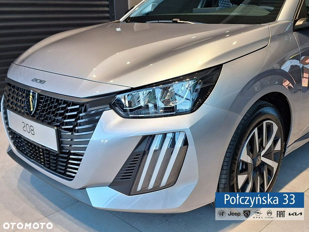 Peugeot 208 - 11