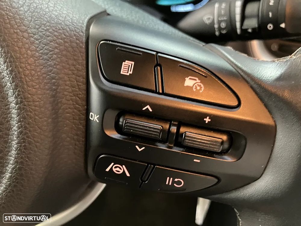 Kia Stonic - 37