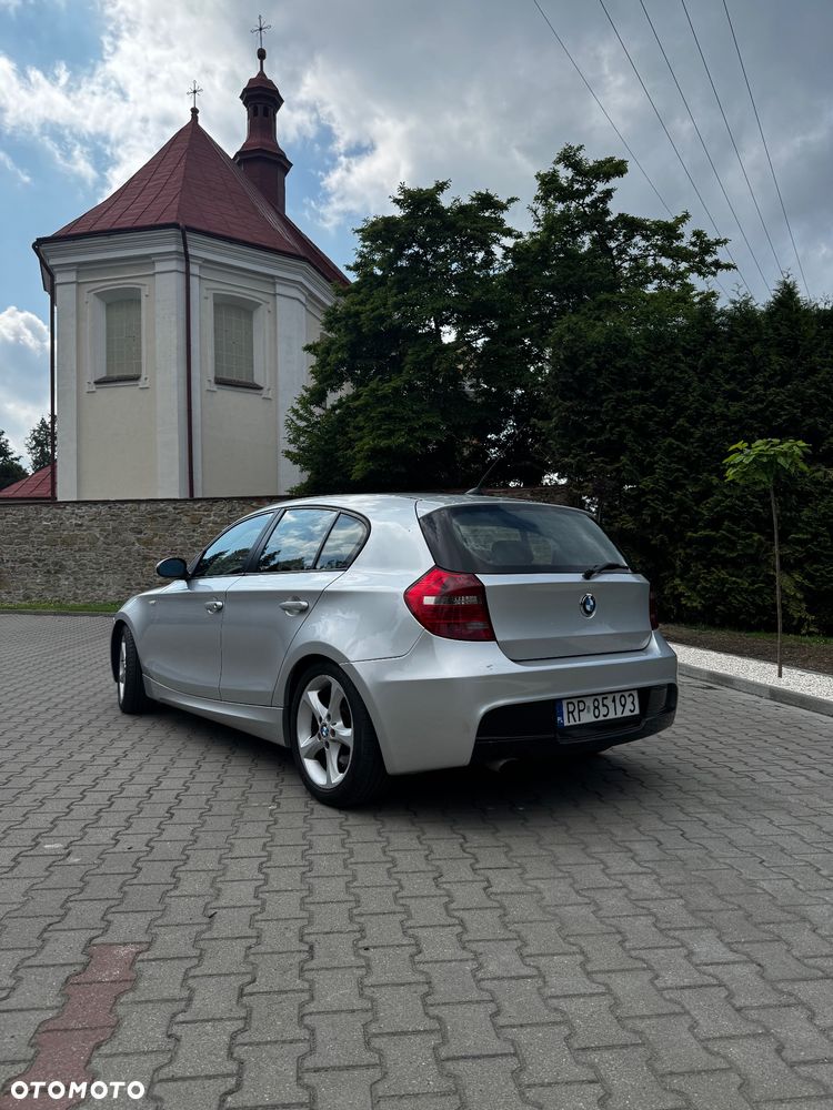 BMW Seria 1 118d - 4