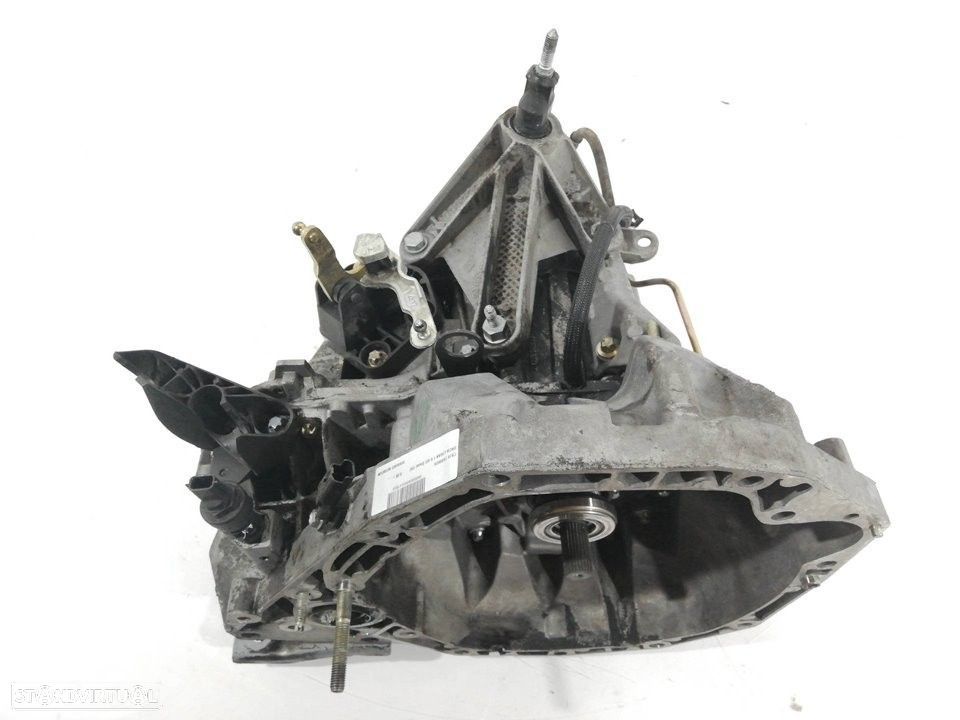 CAIXA VELOCIDADES DACIA LOGAN 2006 - 3