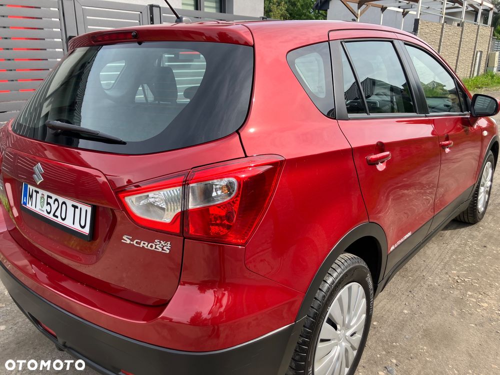Suzuki SX4 S-Cross 1.0 T Comfort - 4