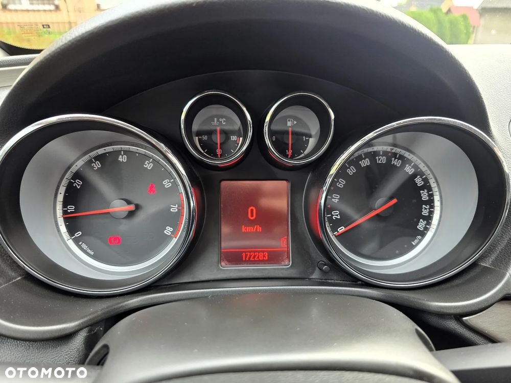 Opel Insignia 1.8 Cosmo - 30
