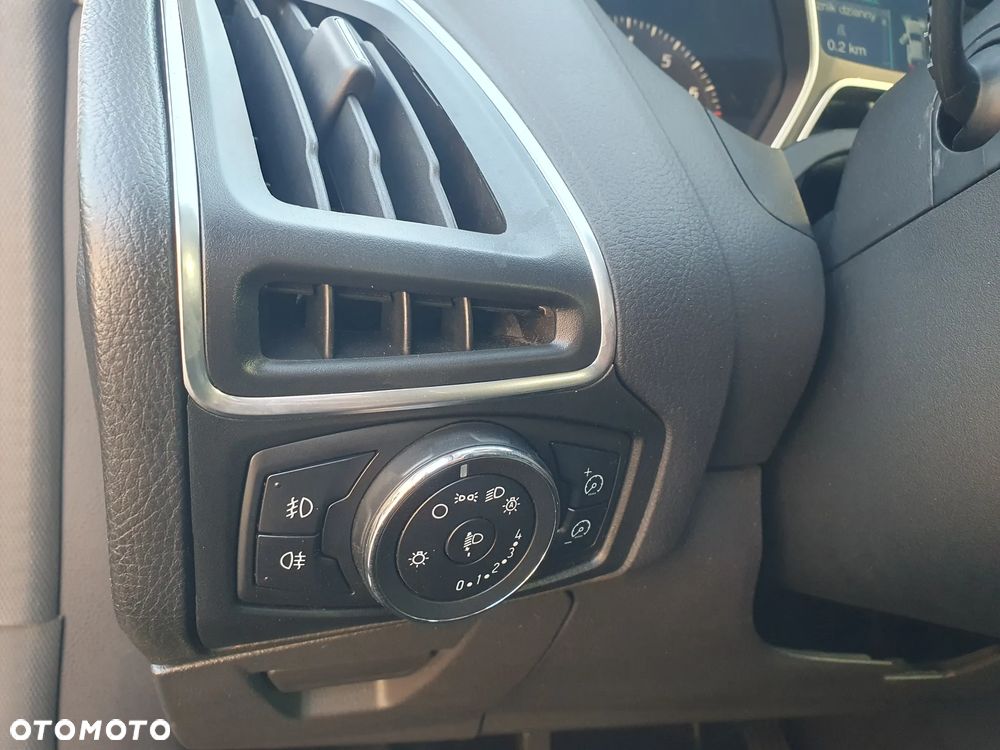 Ford Focus 1.6 TI-VCT Titanium - 13