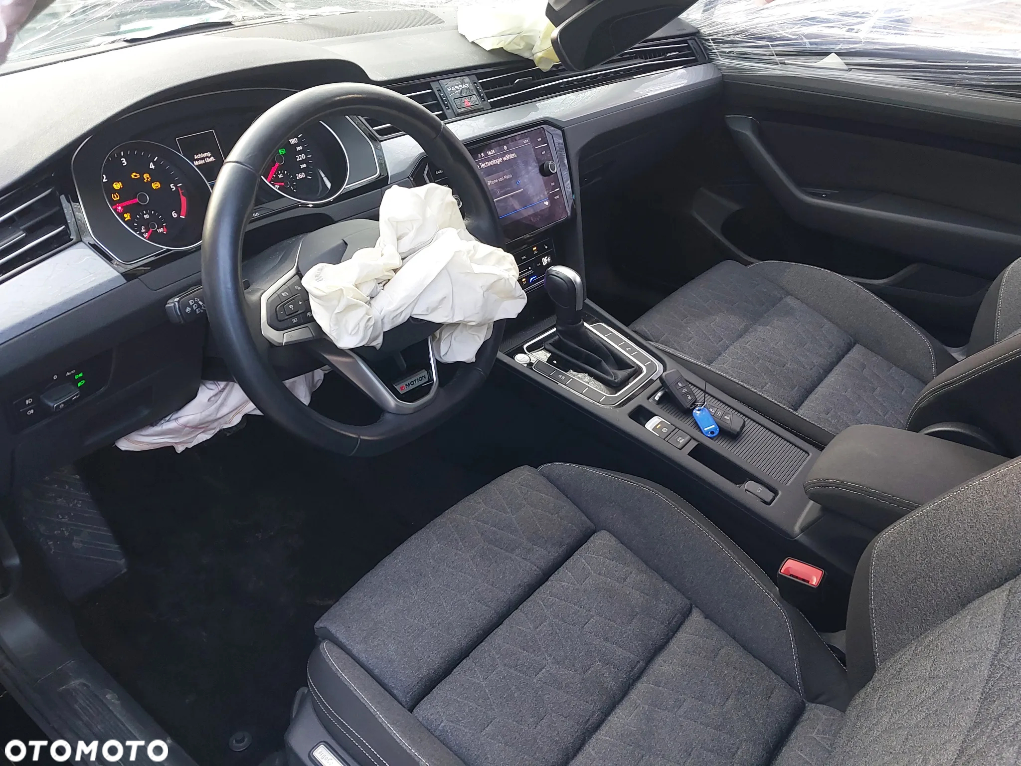 Volkswagen Passat Variant 2.0 TDI SCR DSG 4Motion Elegance - 21