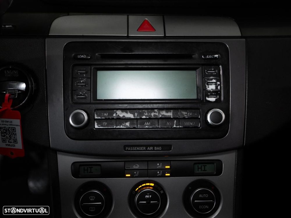 VW Passat Variant - 14