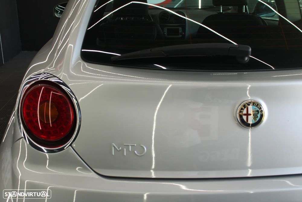Alfa Romeo MiTo 1.3 JTD Distinctive S&S - 12
