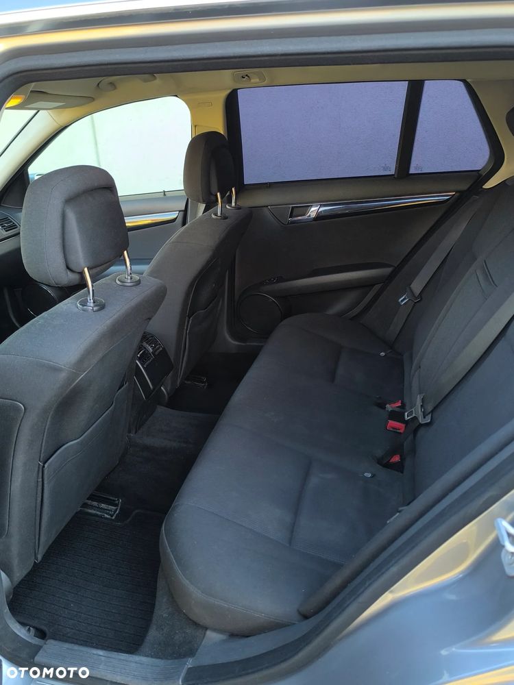 Mercedes-Benz Klasa C 200 CDI BlueEff Classic - 13