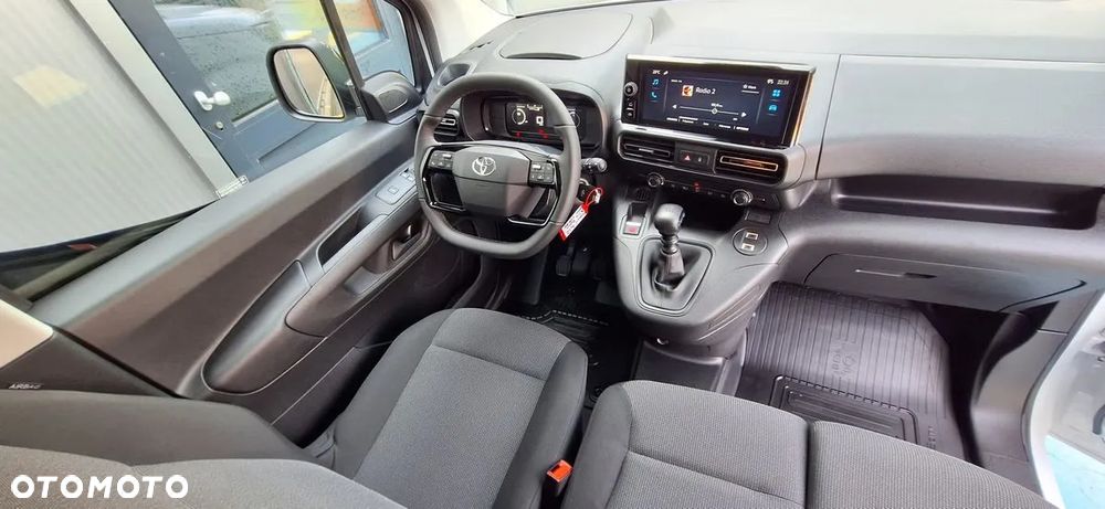 Toyota Proace City - 11